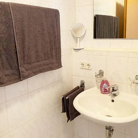 1 Mit Balkon * Glauchau